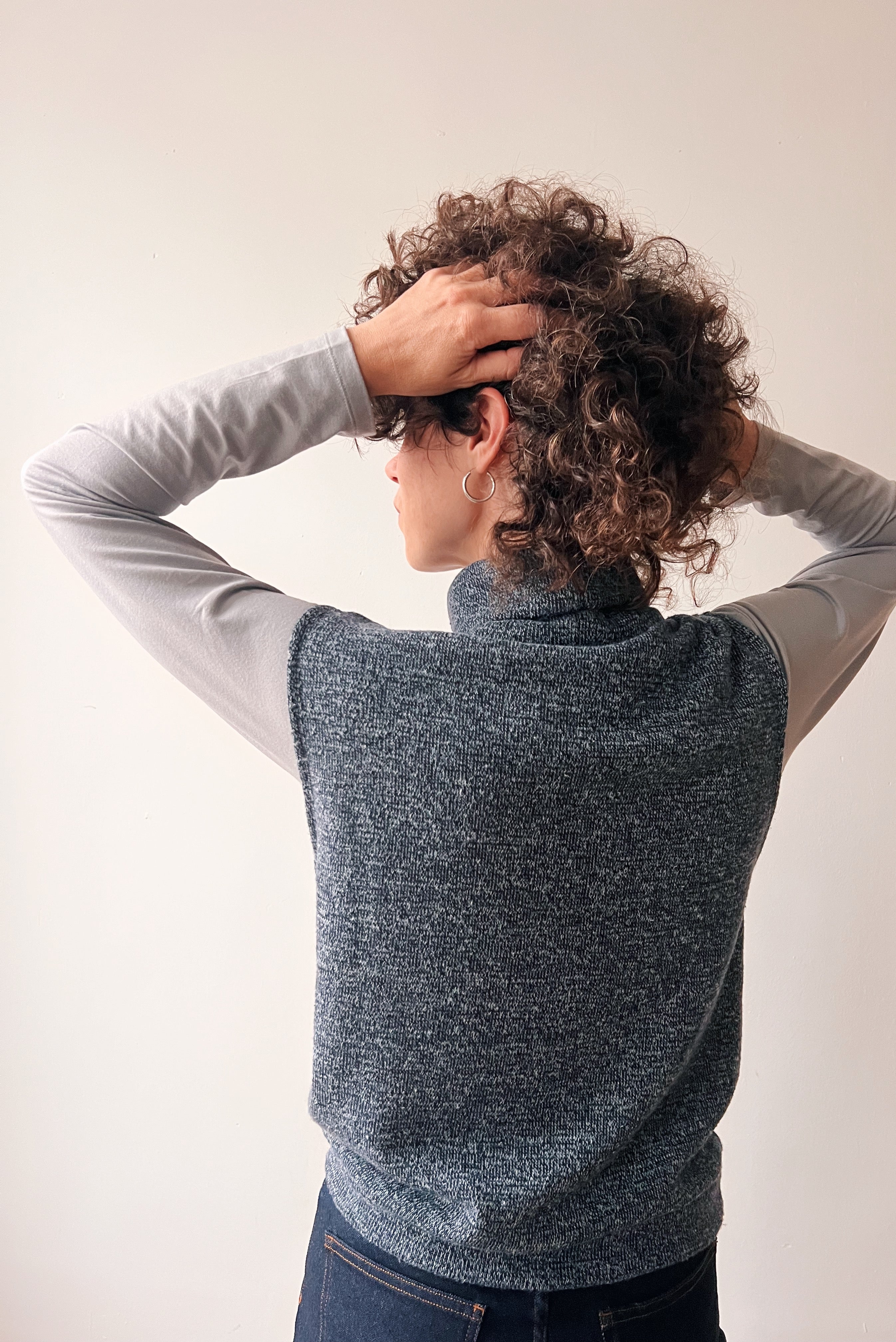 Knitted Sleeveless Turtle Sweater Freya - Grey Blue Melange