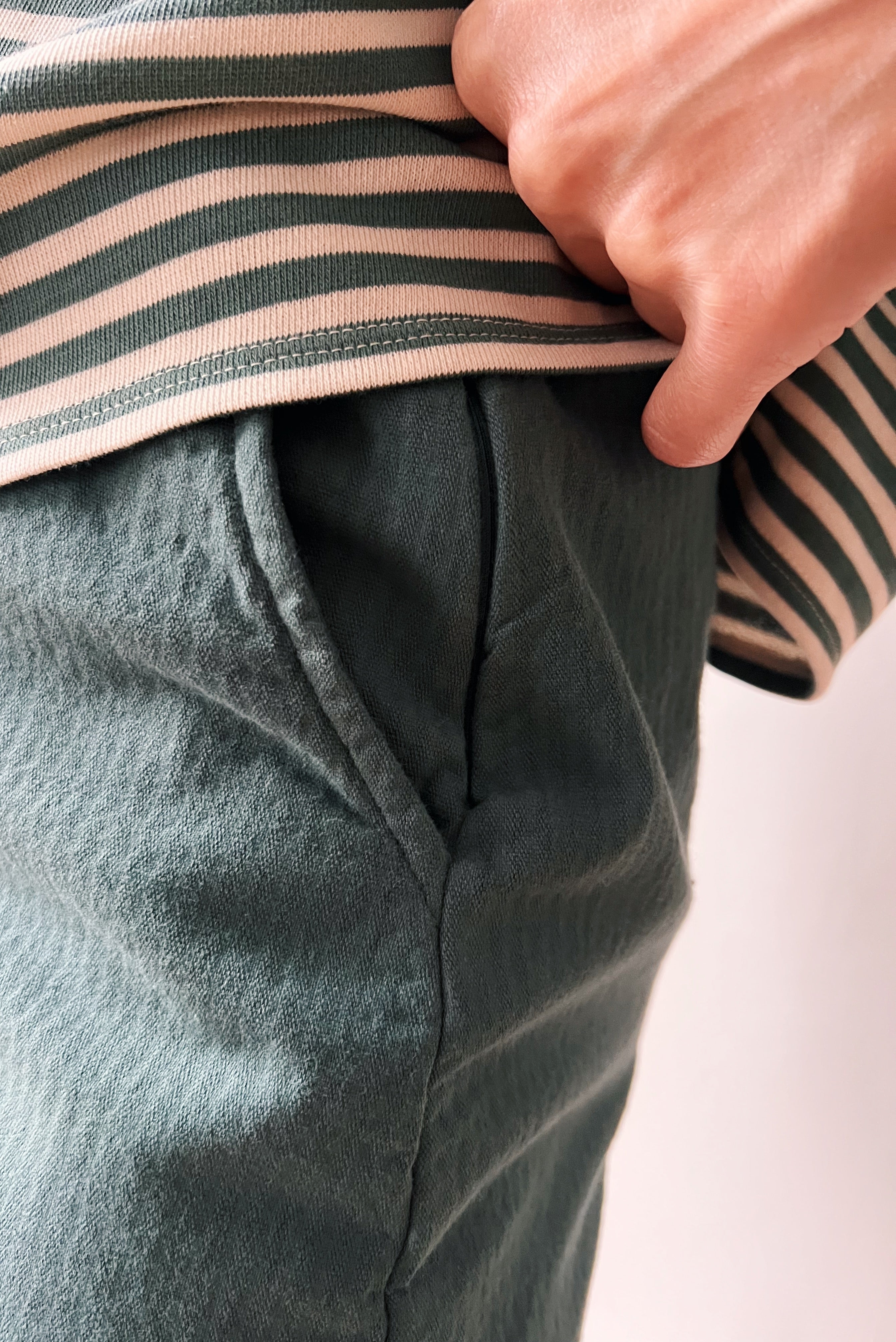 Sweater Bree - Sage Stripes