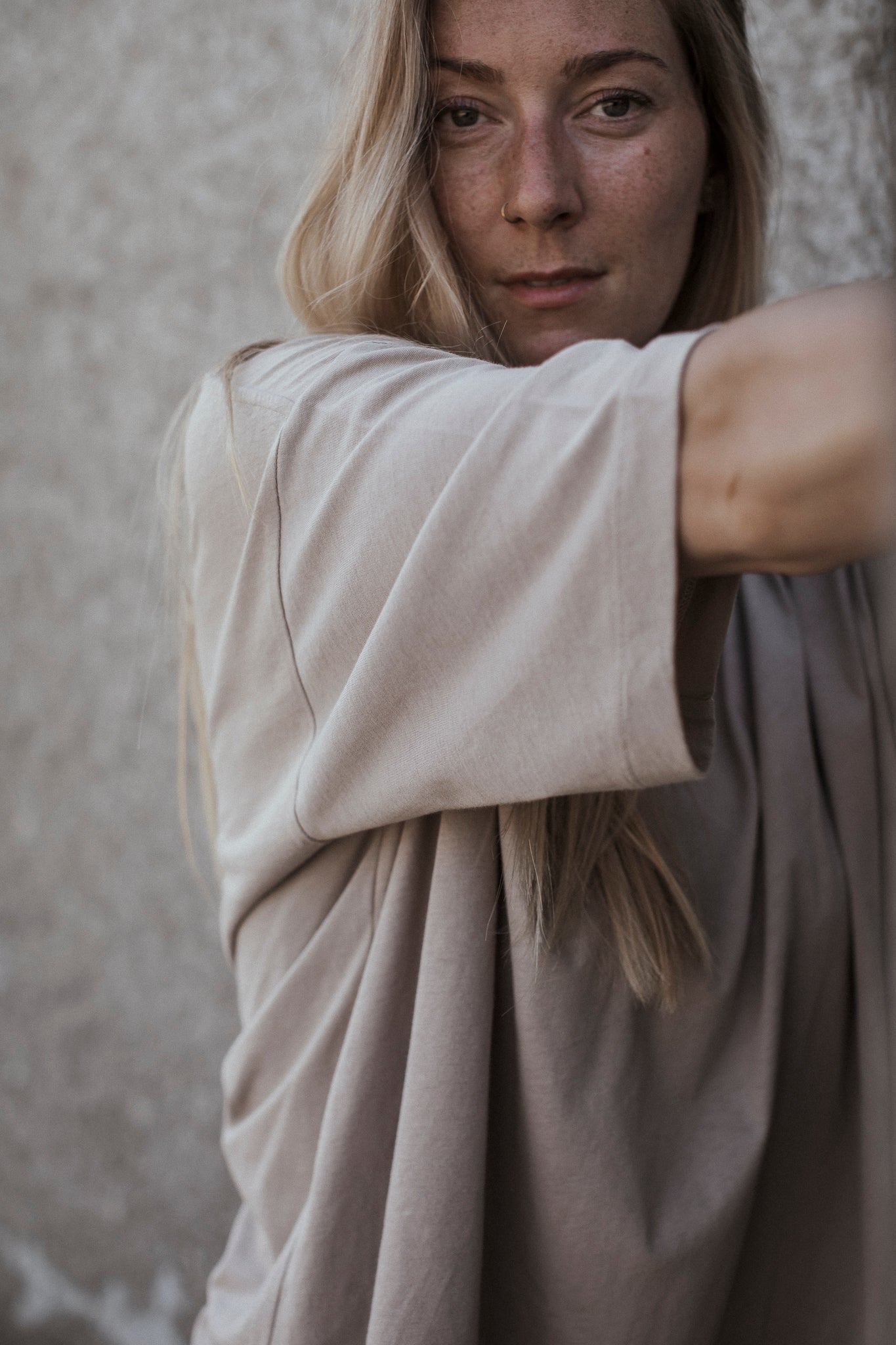 the dão store - Boyfriend T-Shirt Millie - Light Taupe - T-shirts | Tops