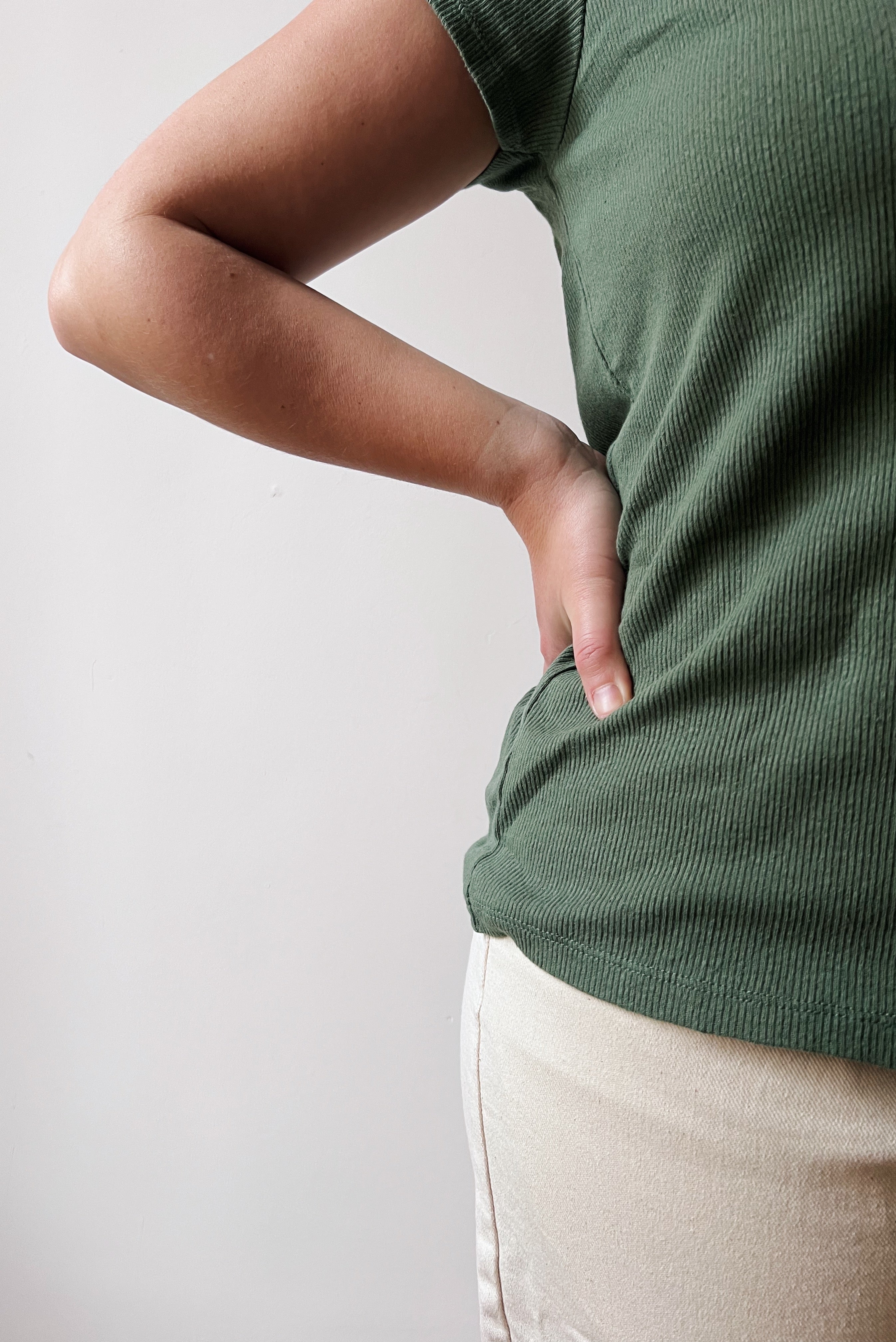 T-Shirt Lea - Basil Rib