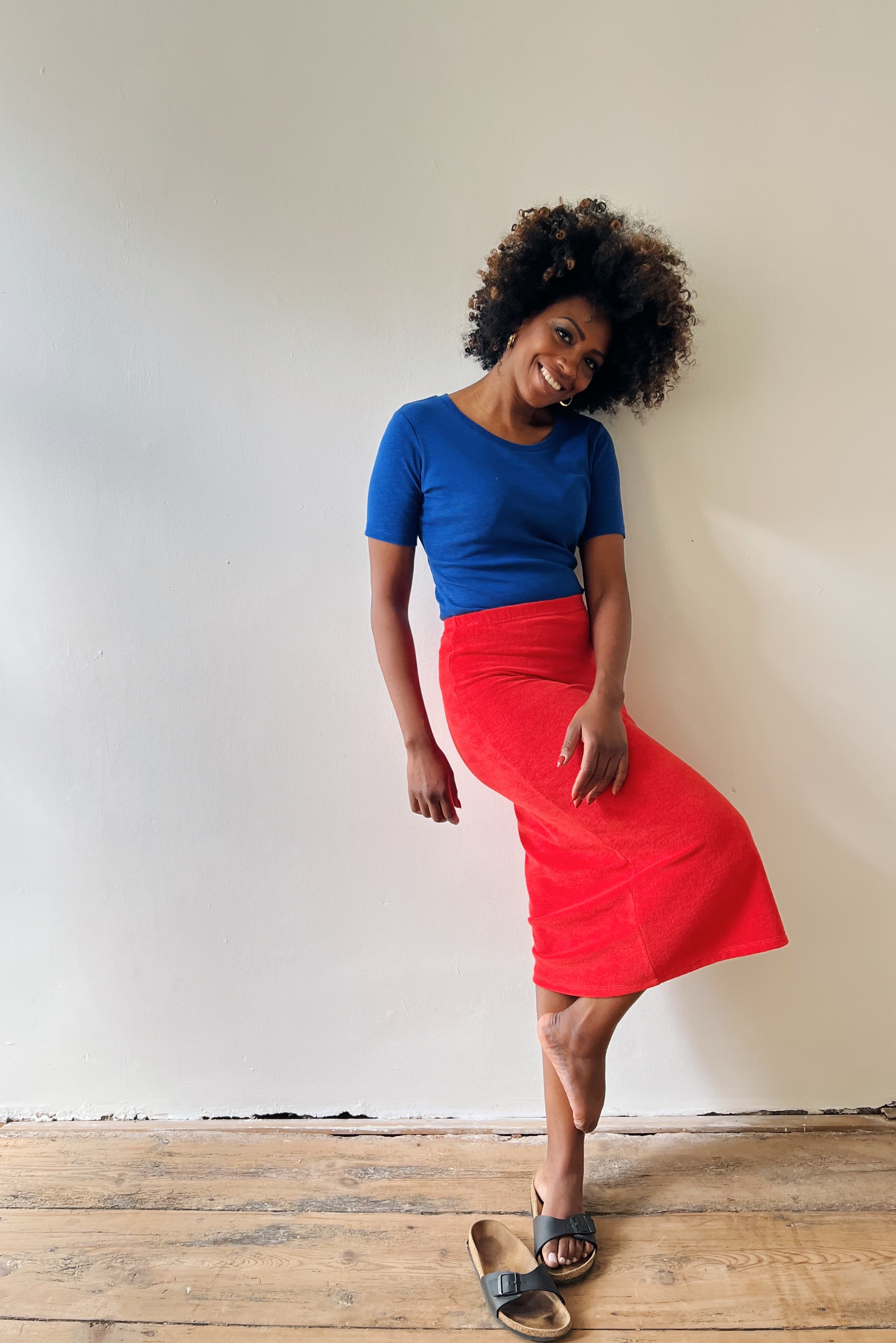 Fitted midsleeve t-shirt with a round neckline in soft ribbed jersey.