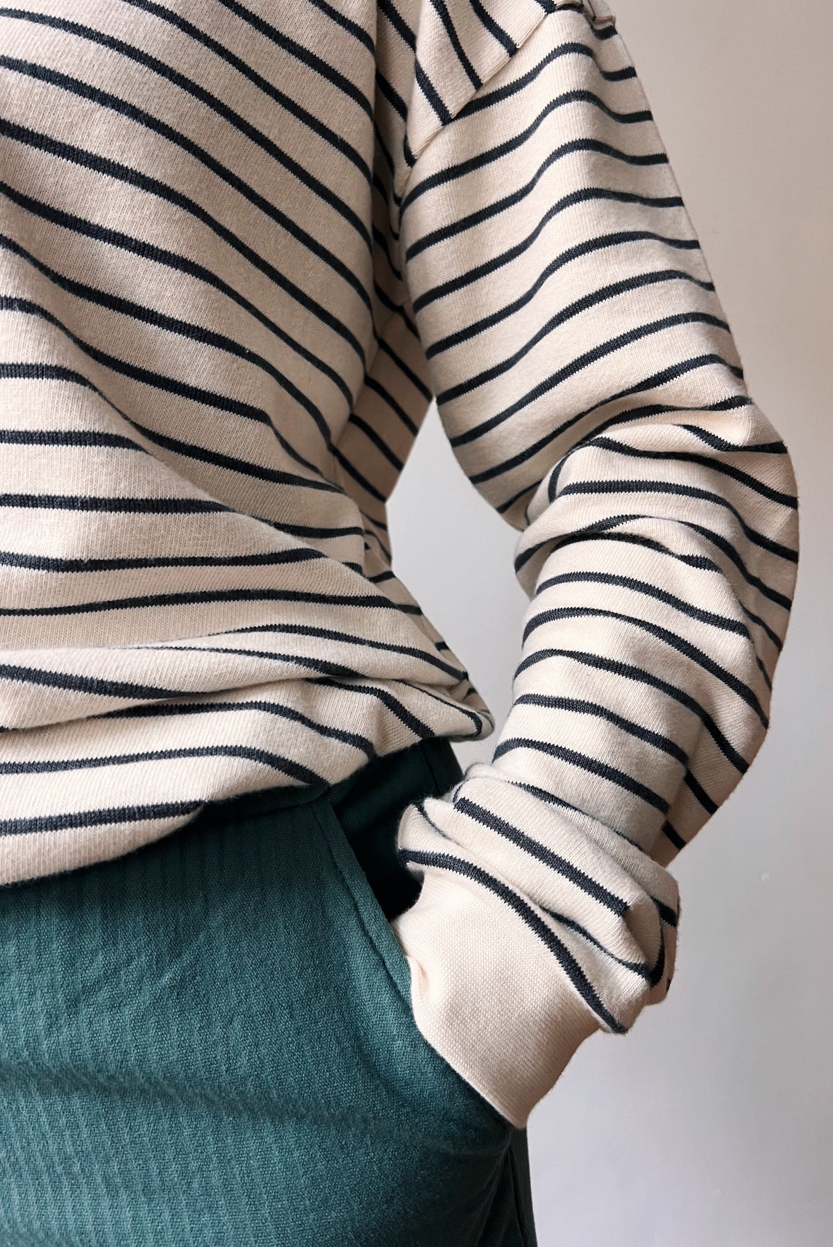 Sweatshirt Sam - Oat Grey Stripes