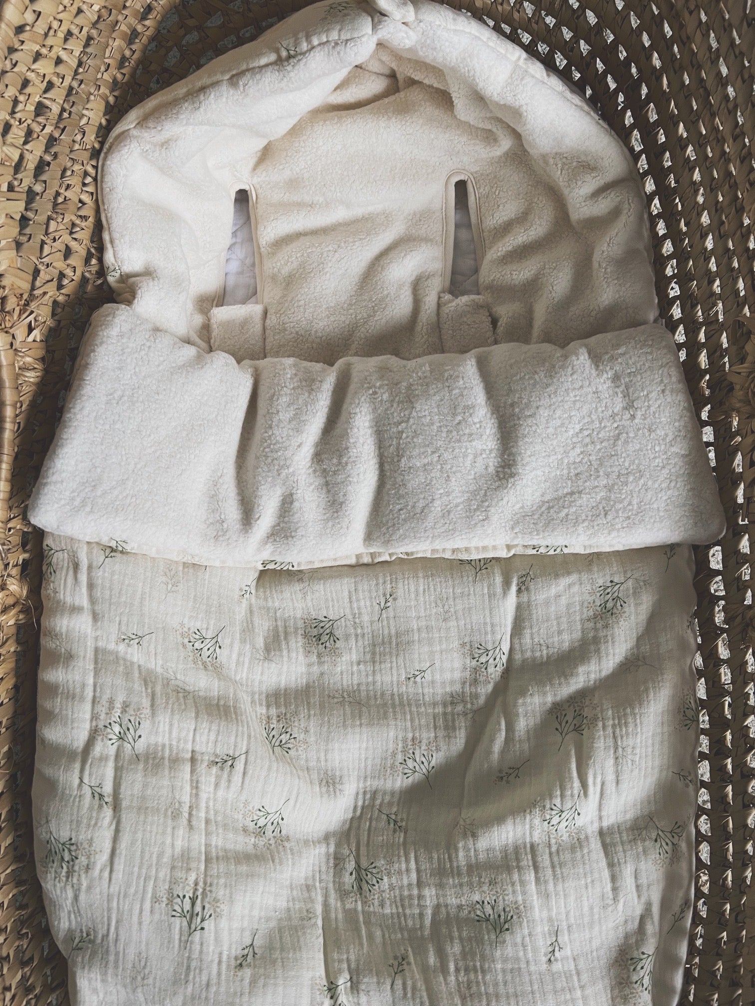 the dão store - Multifunctional Footmuff - Dawn Meadow & Teddy - Footmuffs