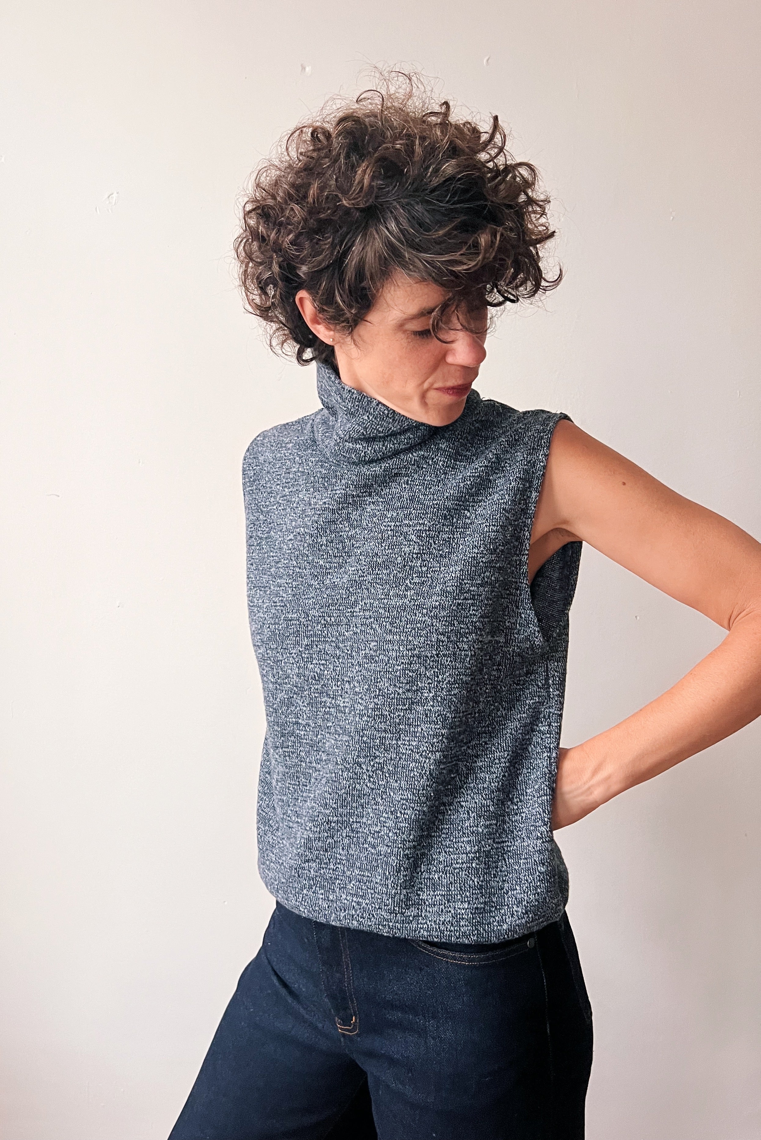 Knitted Sleeveless Turtle Sweater Freya - Grey Blue Melange