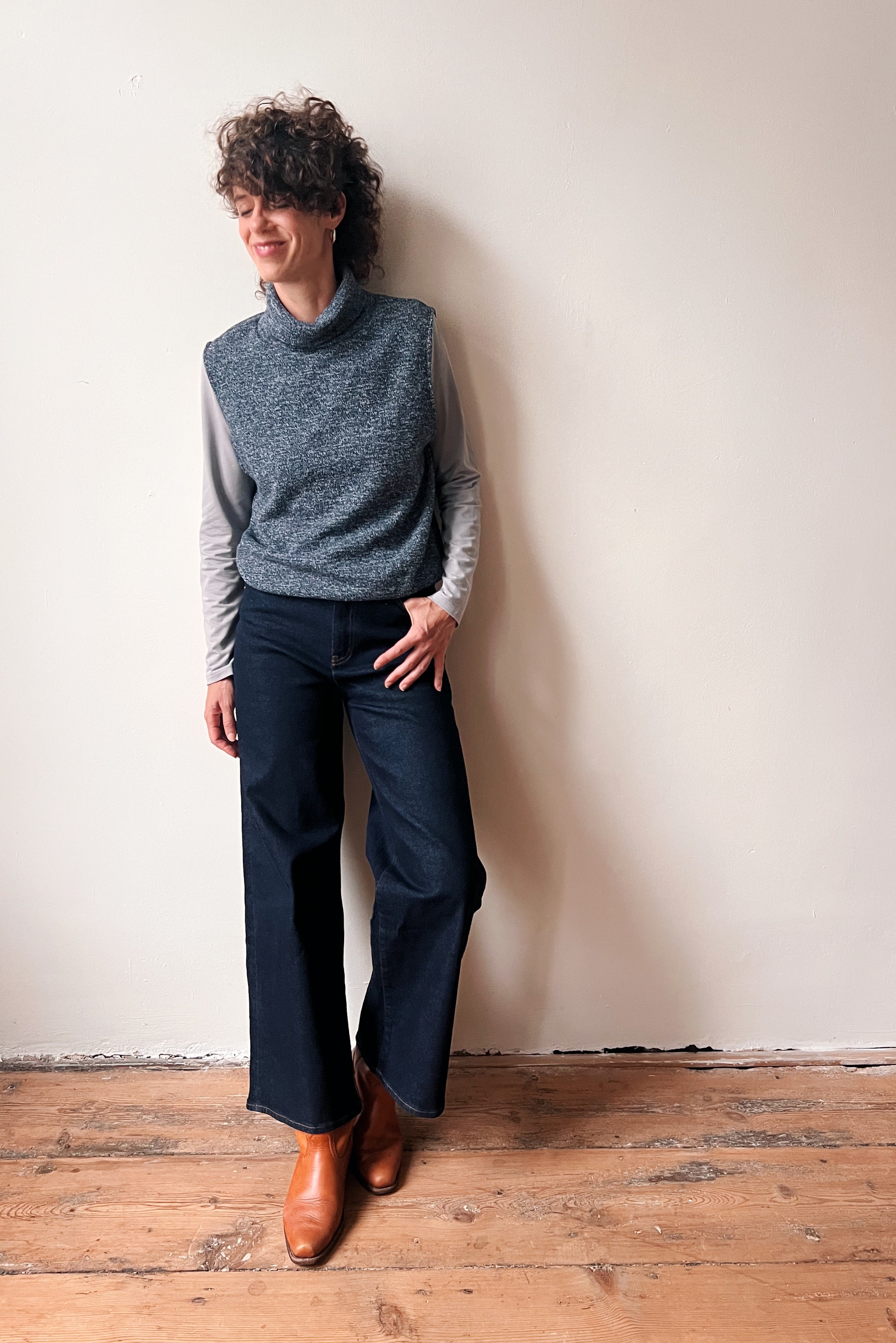 Knitted Sleeveless Turtle Sweater Freya - Grey Blue Melange