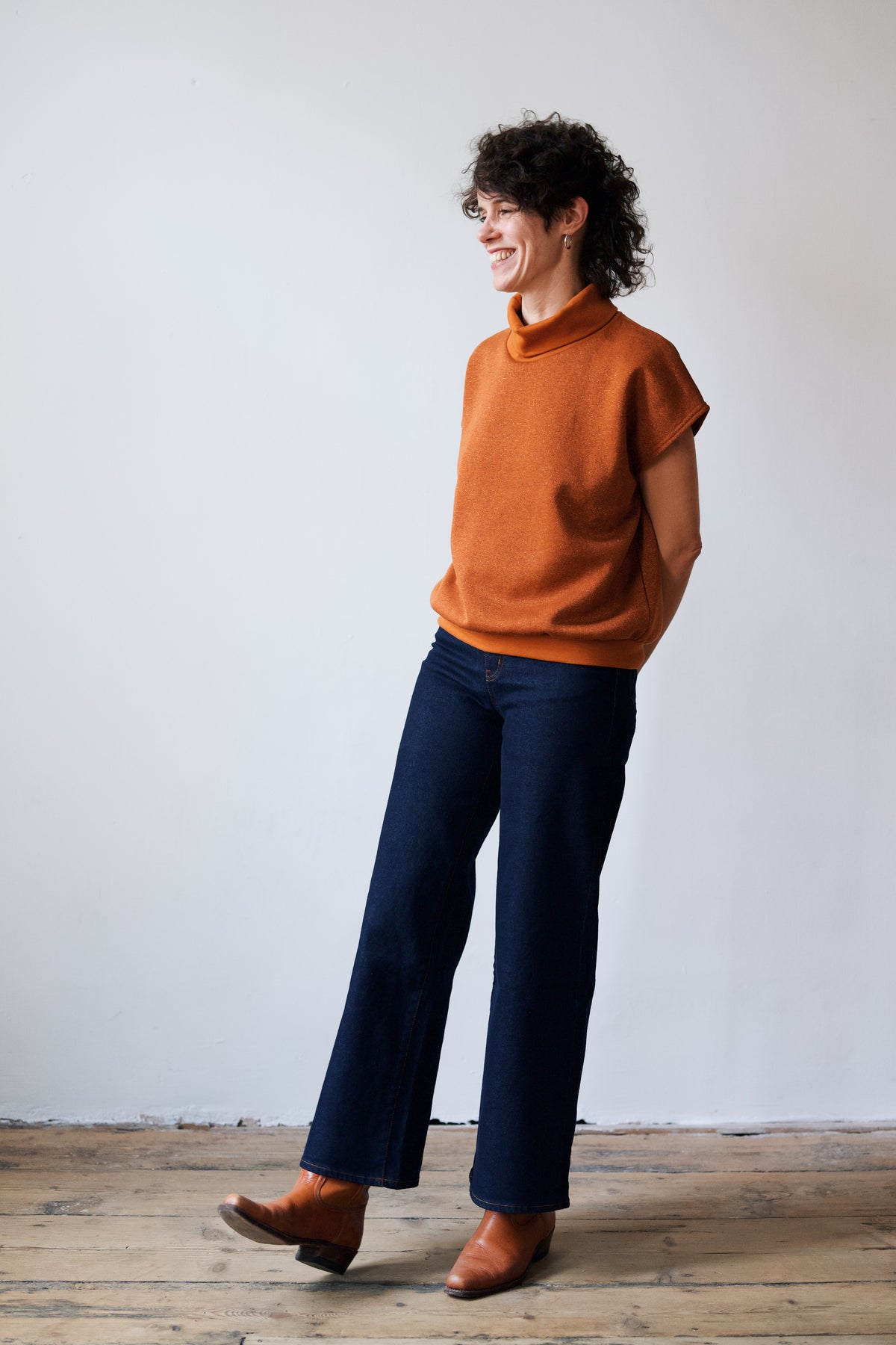 **** PRESALE **** Sleeveless Turtlesweater Aiko - Pumpkin Sparkle