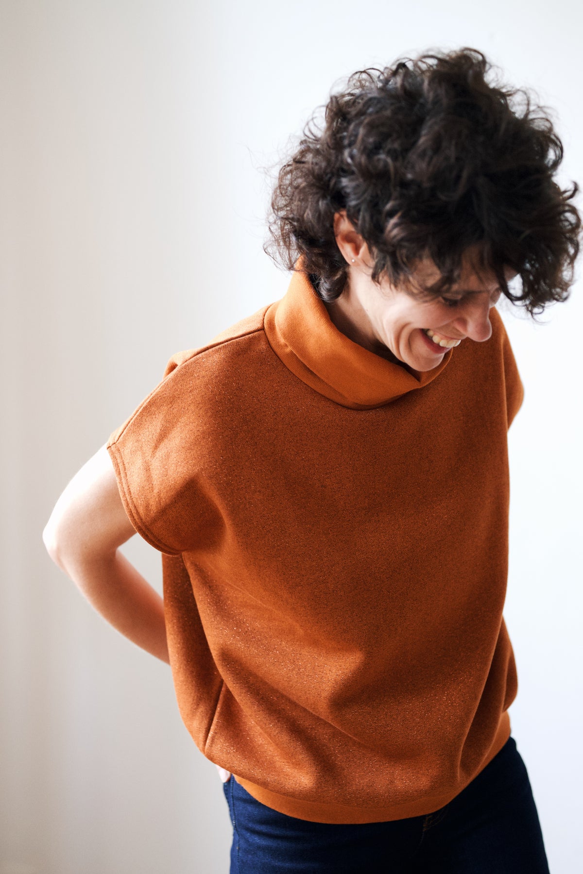 **** PRESALE **** Sleeveless Turtlesweater Aiko - Pumpkin Sparkle
