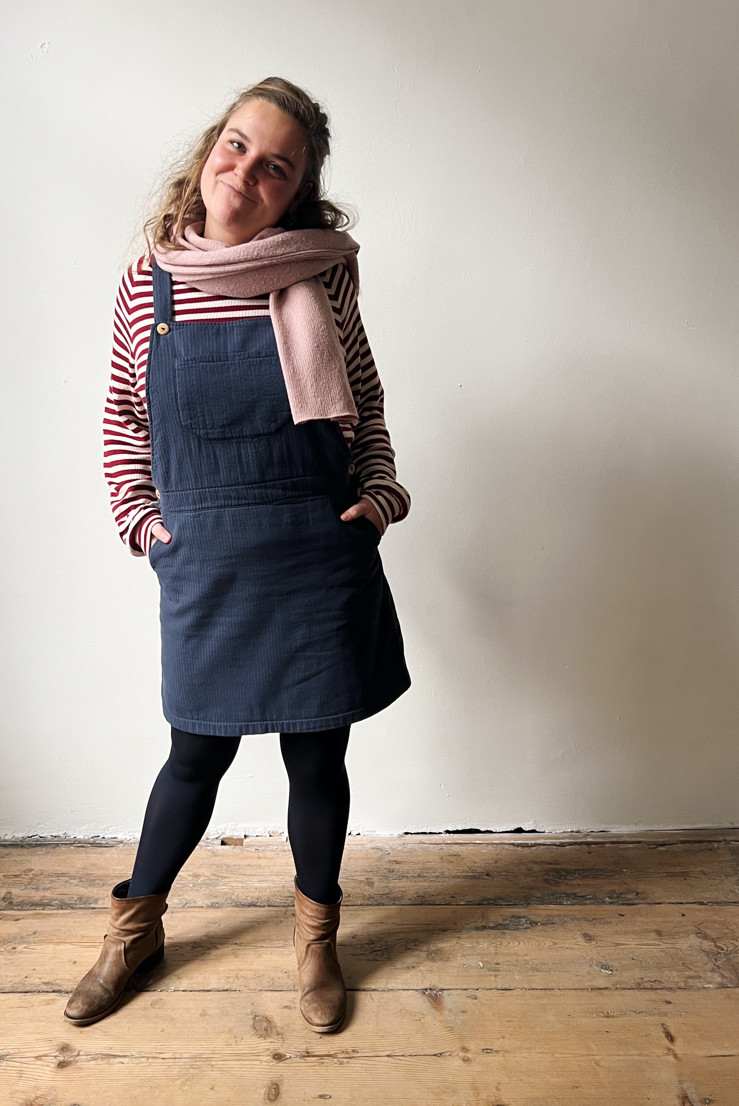 Salopettedress Kimberley - Reversed Corduroy - Faded Blue