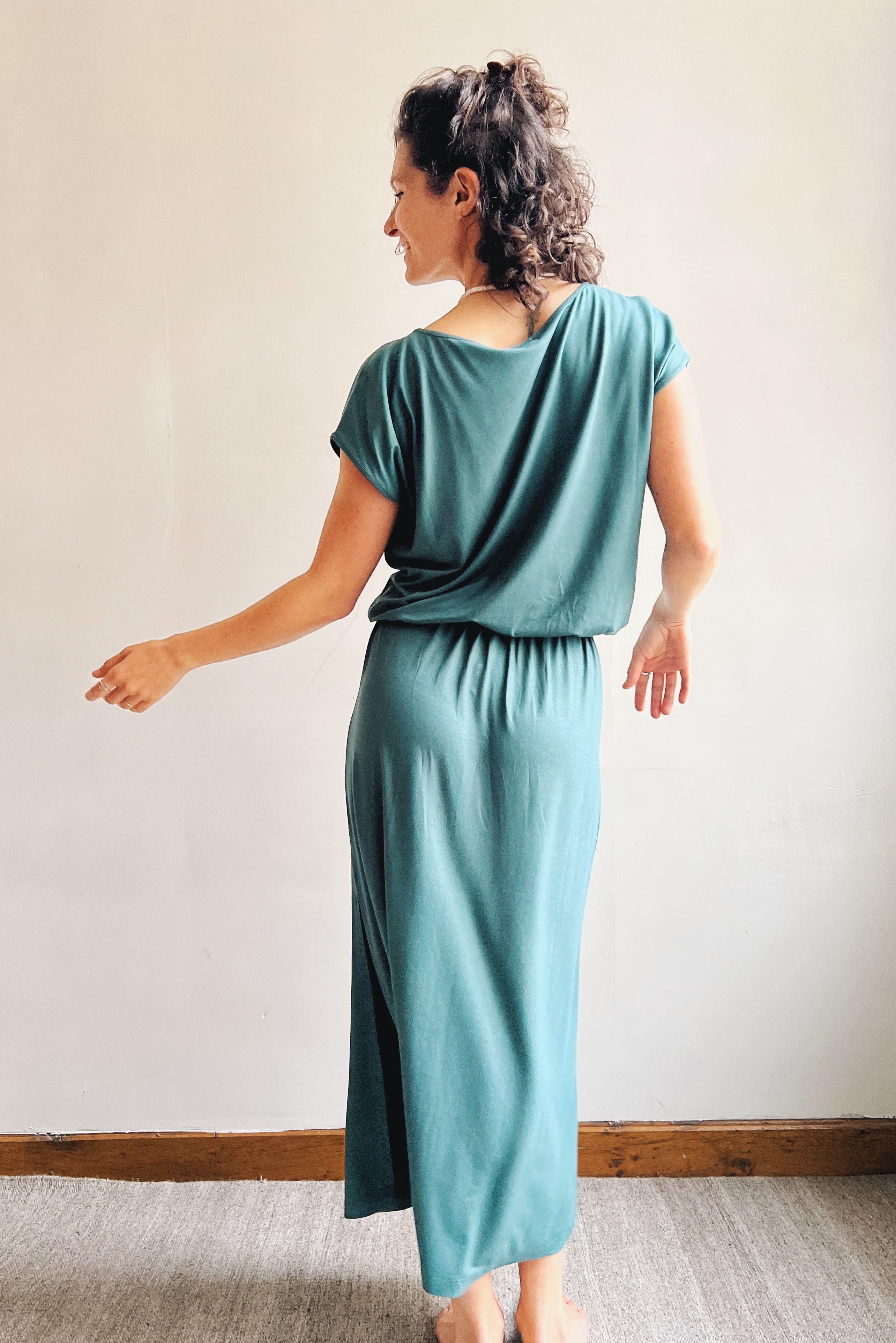 the dão store - Long Dress Uma - Bistro Green - Skirts | Dresses